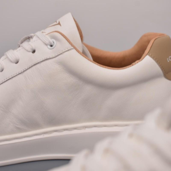 LOUIS VUITTON Rivoli Sneaker - Image 3